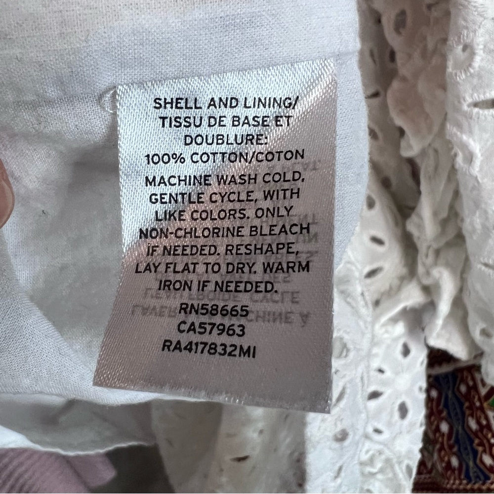 RACHEL PARCELL Cottagecore White Eyelet Ruffle Accent Puff Sleeve Summe Blouse M - Picture 9 of 10